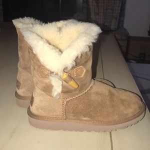 Girls Sz 3 UGG Boots